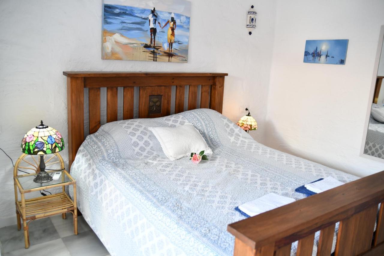 Sea Shells At Bahia Dorada Villa Естепона Екстериор снимка