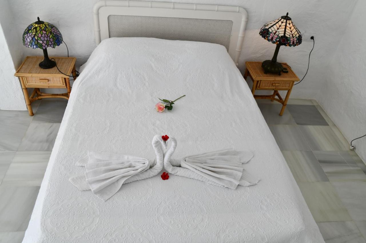 Sea Shells At Bahia Dorada Villa Естепона Екстериор снимка