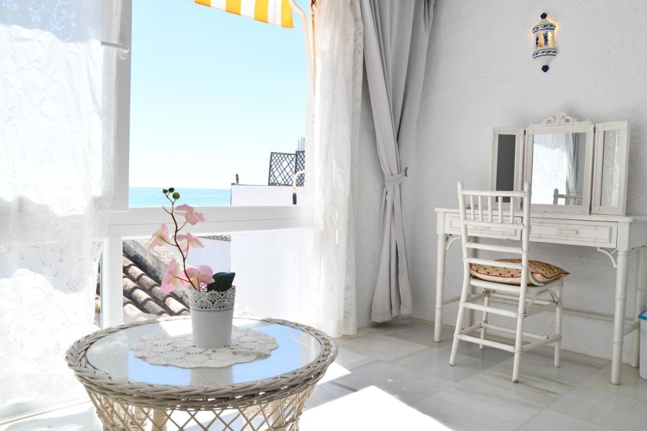 Sea Shells At Bahia Dorada Villa Естепона Екстериор снимка