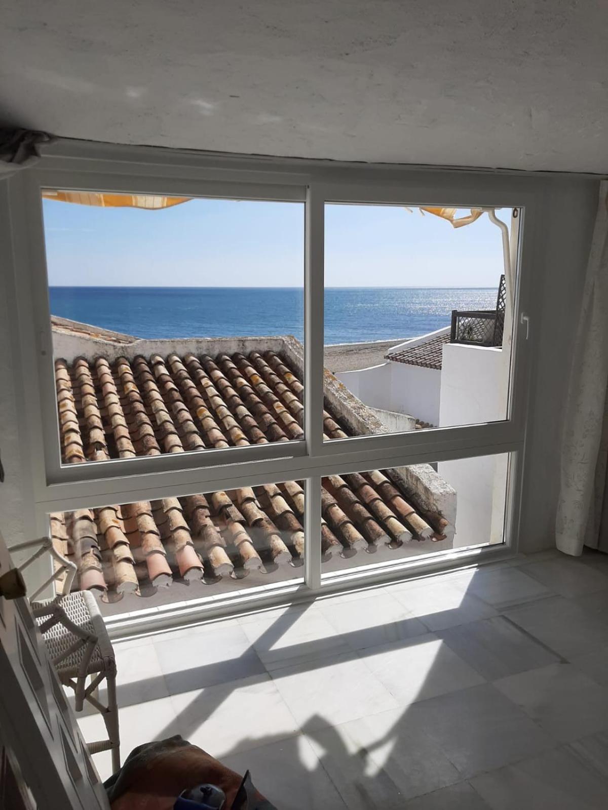 Sea Shells At Bahia Dorada Villa Естепона Стая снимка